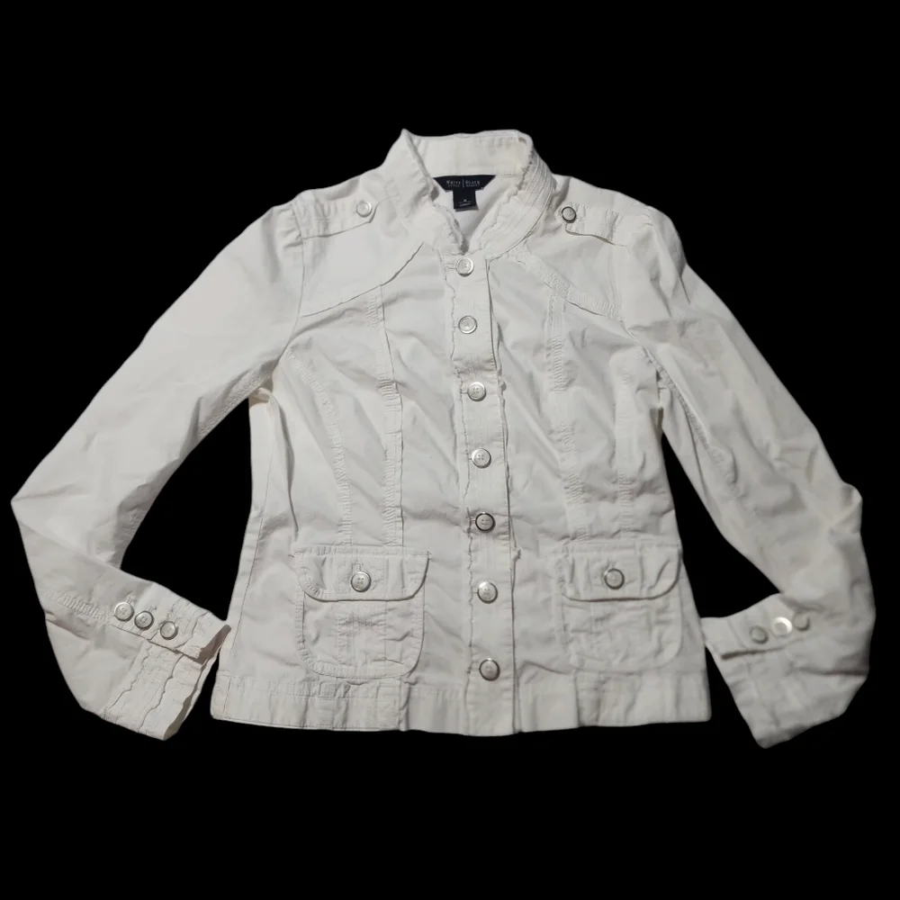 White House Black Market White Button Down Size 6 Jacket